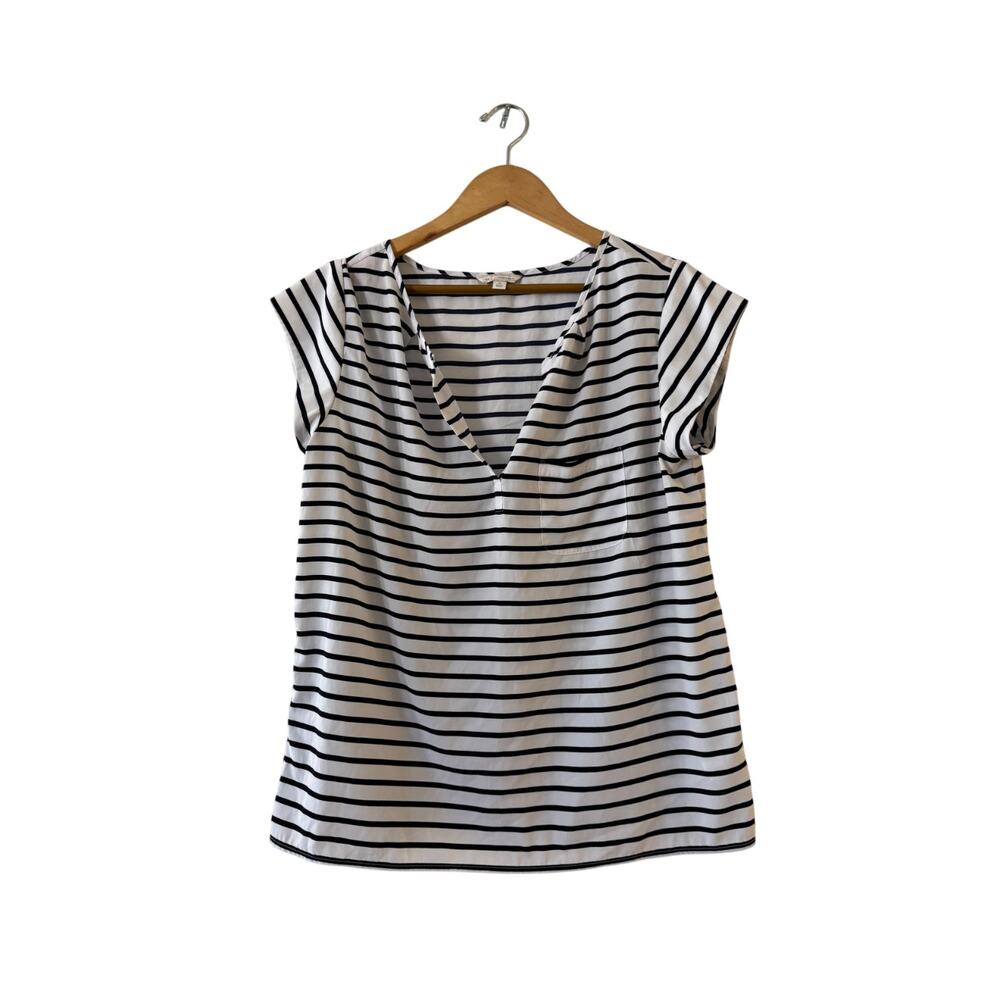 Gap‎ Cap Sleeve Navy White Stripe Blouse Top Size M Split V Neck Nautical
